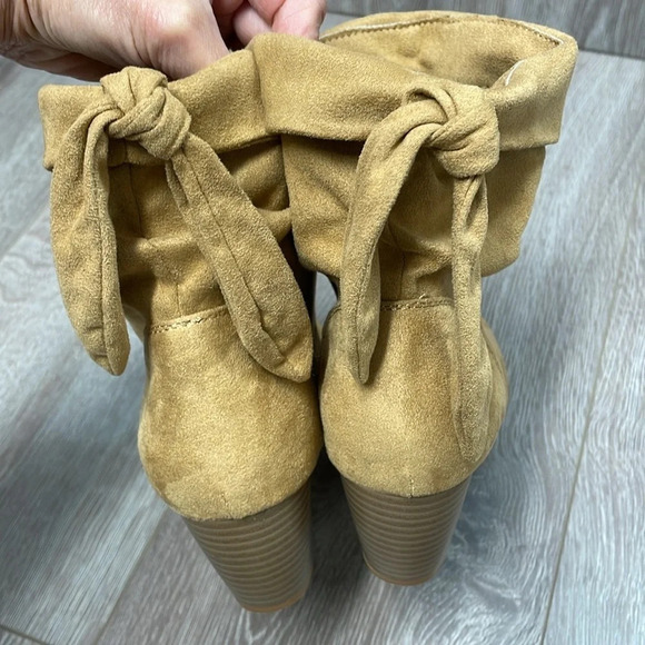 Dolce By Mojo Moxy Faux Suede Slouch Ankle Boots Heeled Camel 9 - Picture 15 of 16